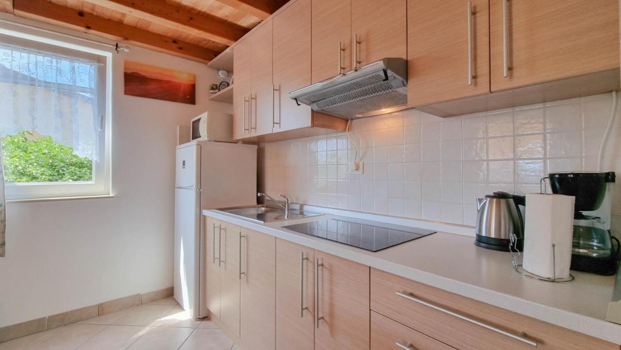 Carlo Apartment Lovrecica  Bagian luar foto